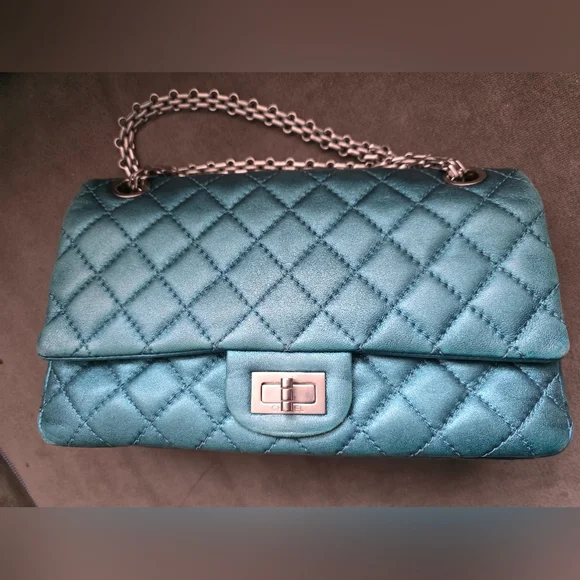 Chanel Metallic Reissue 2.55 - Picture 3 of 11